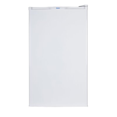 4.5 Cu. Ft. Compact Refrigerator with freezer Color: White image