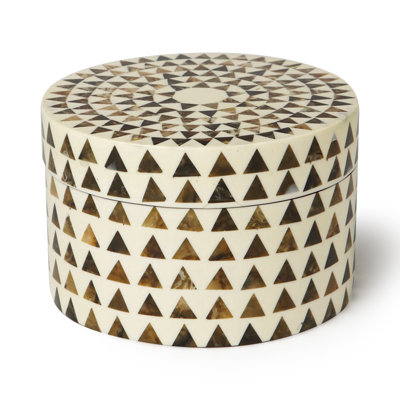 Triangle Stripe Boxes Size: Small image