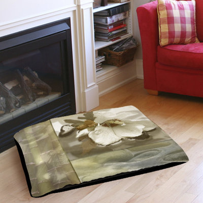 Natural Elements 2 Indoor/Outdoor Pet Bed Size: 28" L x 18" W Natural Elements 2 Indoor/Outdoor Pet Bed Size: 28" L x 18" W