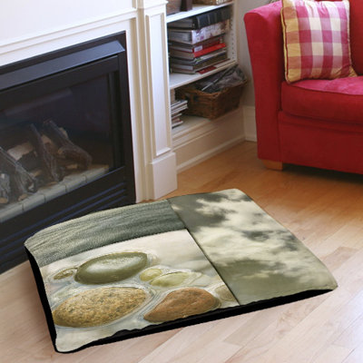 Natural Elements 3 Indoor/Outdoor Pet Bed Size: 40" L X 30" W Natural Elements 3 Indoor/Outdoor Pet Bed Size: 40" L X 30" W