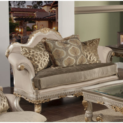 Ornella Benetti’s Italia Sofas