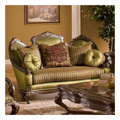 Benetti’s Italia Milania Loveseat Milania Loveseat
