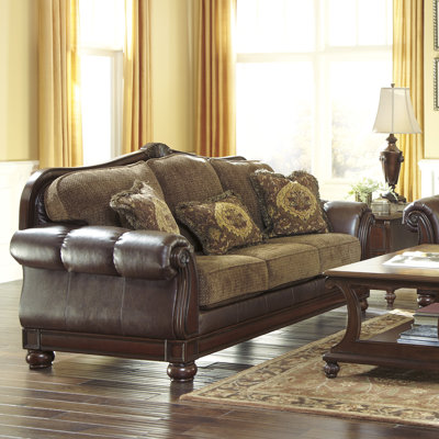 3060538 GNT3431 Signature Design by Ashley Laconia Sofa