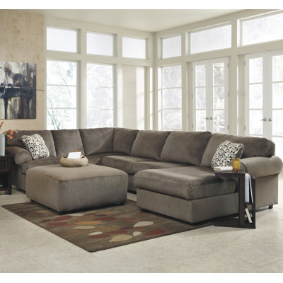 Charlton Home CHLH2183 Brewster Sectional