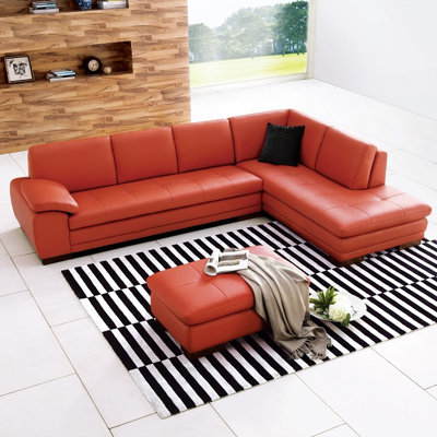 J&M Furniture 174697-RHFC Miami Leather Sectional Orientation