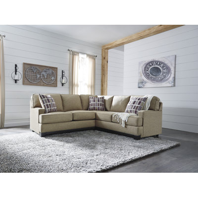 8190255 Benchcraft Sectionals
