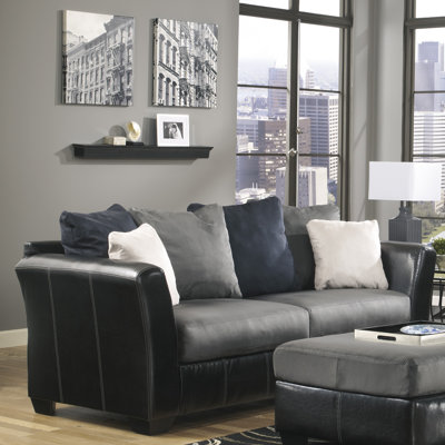 Signature Design by Ashley 1420038 / 1420138 Larwill Living Room Collection