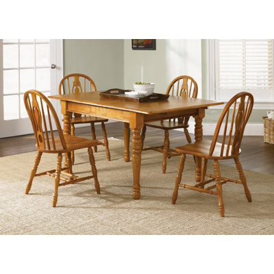 Armillac Dining Table