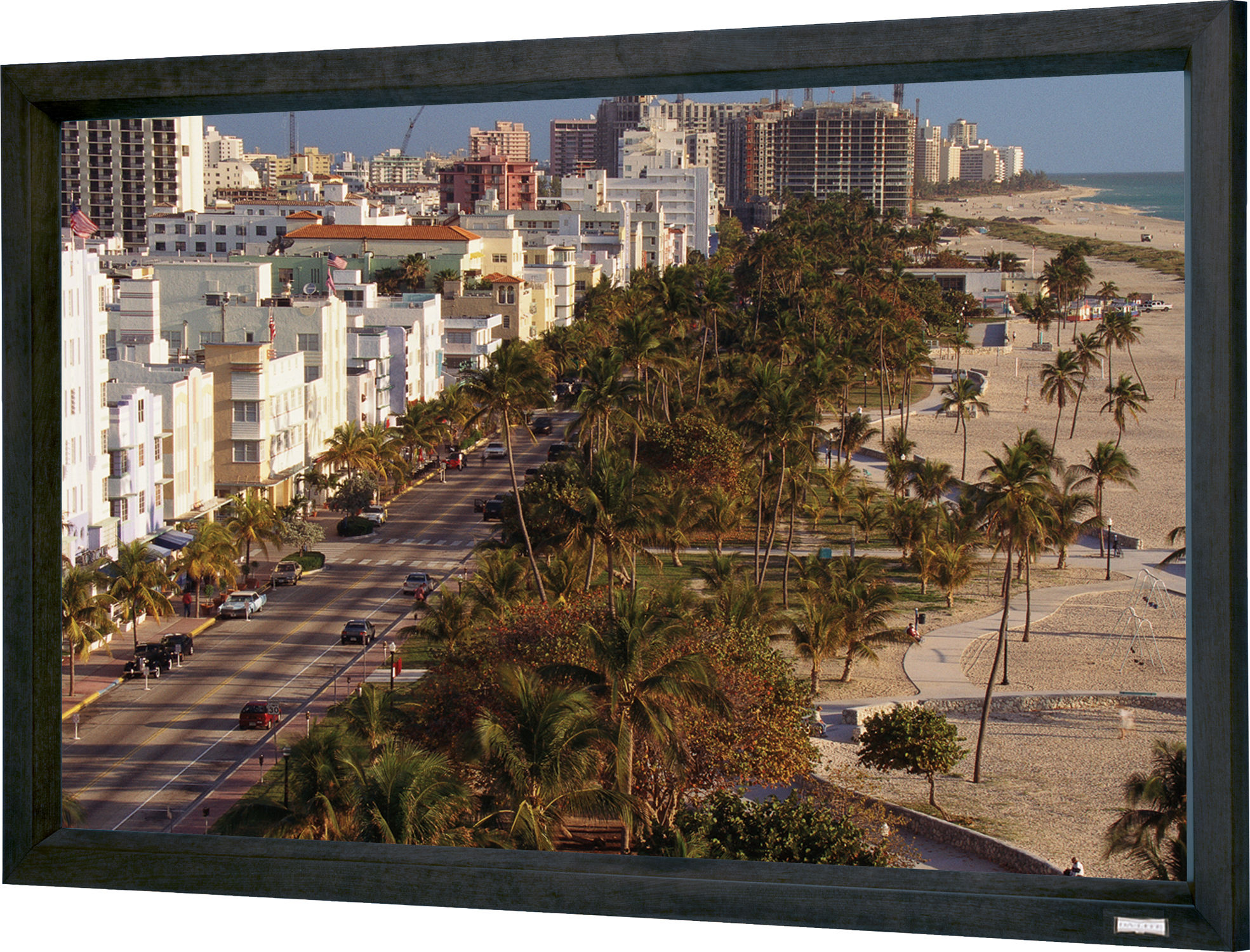Projector Screens Cinema Contour Fixed Frame Projection Screen The Cinema Contour® features a wider, more substantial frame as well as the latest technology in projection surfaces designed for 4K and Ultra HD to maximize the technology of your projector. The larger standard black frame gives the eye a point of re...