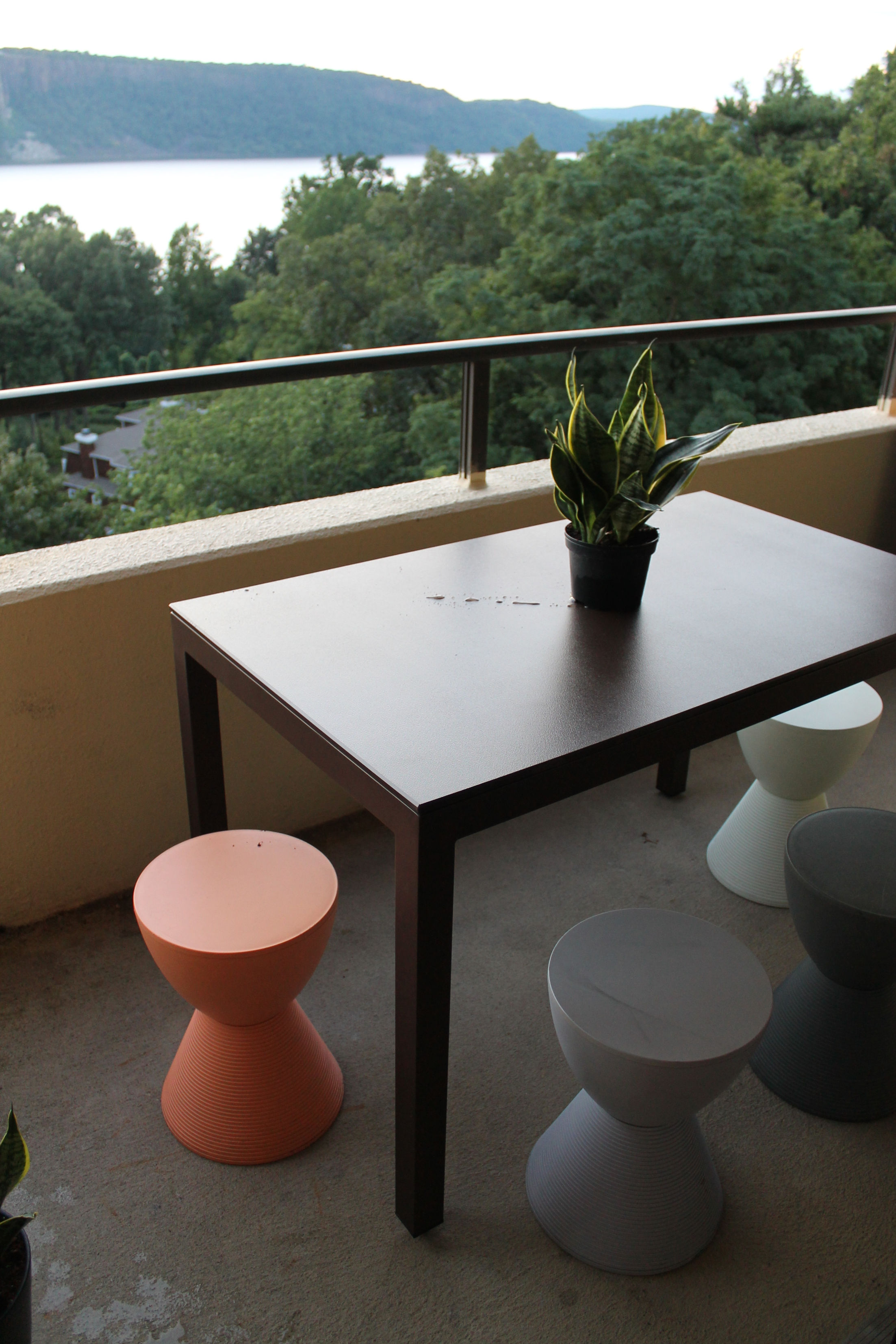 Jug Dining Table Frame Finish: White, Top Finish: Forest