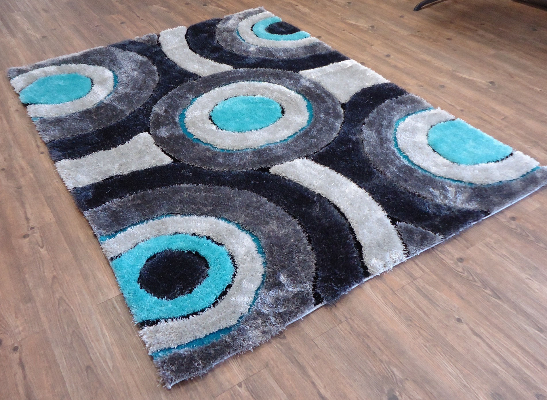 Queanbeyan Shaggy Hand-Tufted Gray/Blue Area Rug