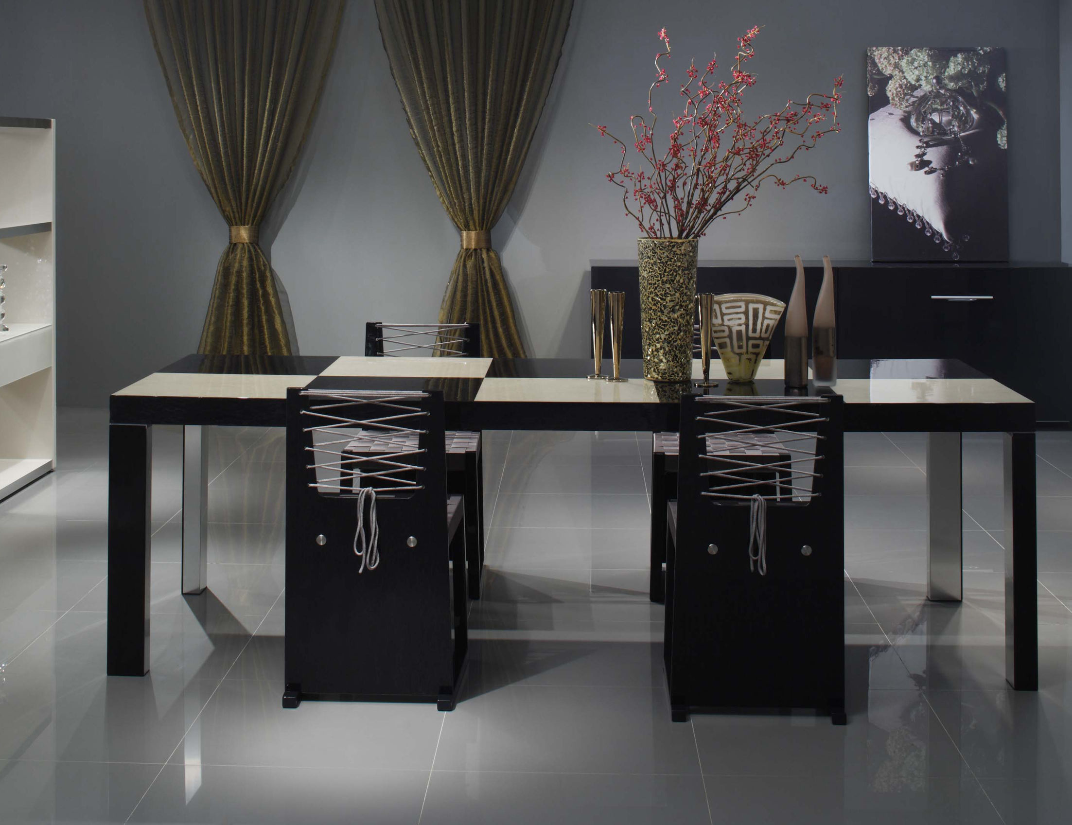 Dayla Dining Table