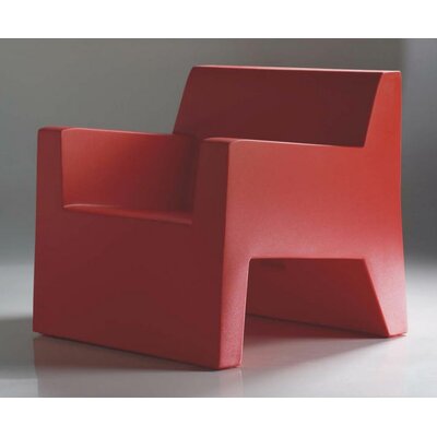 Vondom Jut Arm chair 44401 Finish Red