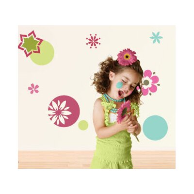 My Wonderful Walls Dots and Daisies Wall Stencil Kit DCK110s