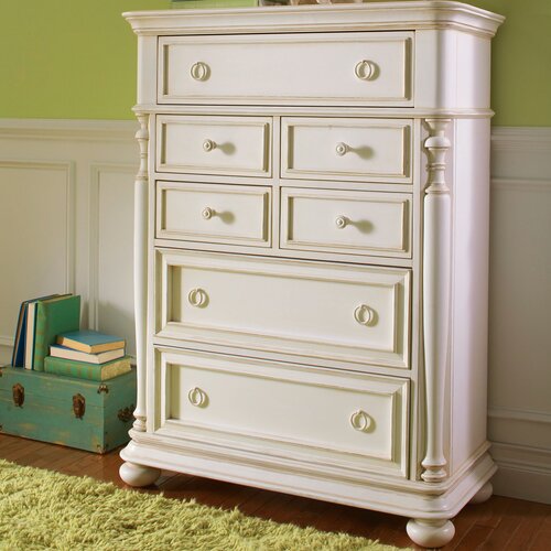 Riverside Furniture Placid Cove 7 Drawer Chest 16766