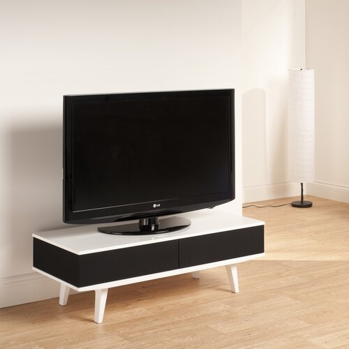 Techlink Fabrik 44 Low Profile TV Stand FB110W